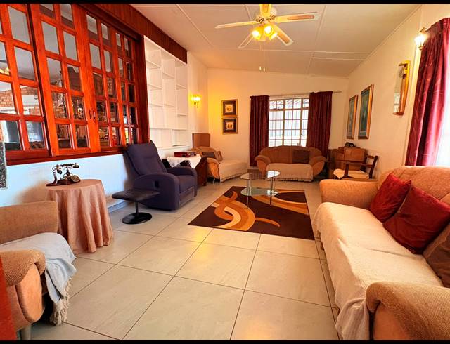 3 BEDROOM HOUSE FOR SALE IN SASOLBURG EXT 4